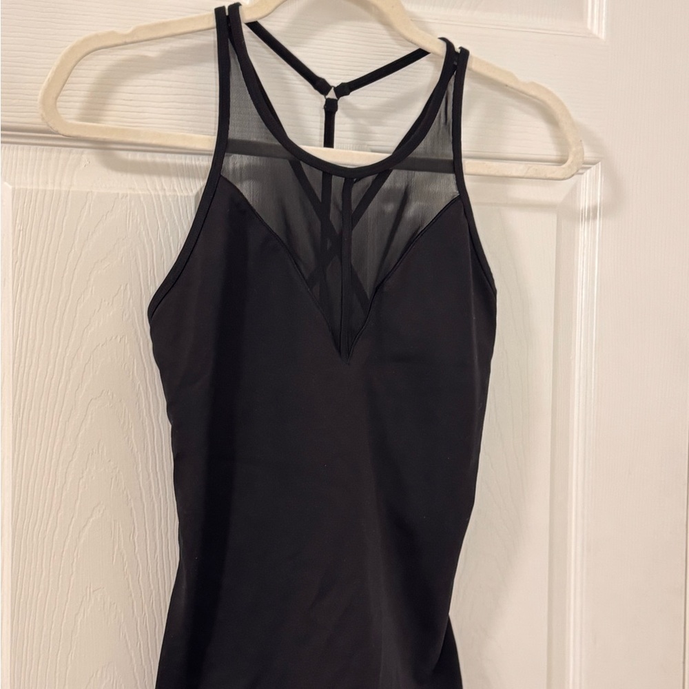 Alo polyester, gym shirt. USED. Size small.